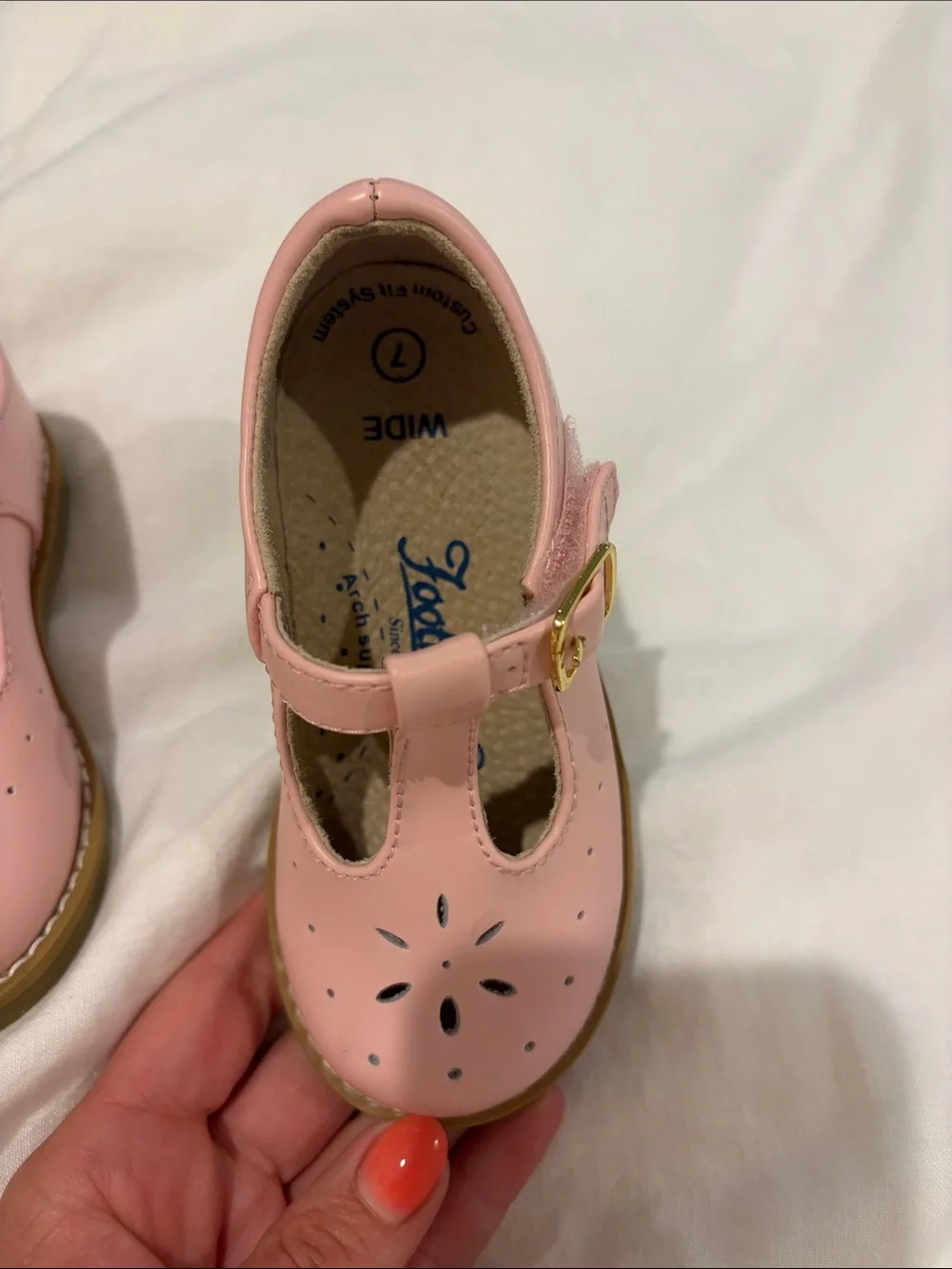 FootMates Girls Pink T-Strap Flower Cutout Dress Shoes